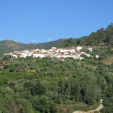 Alojamento Local De Pardieiros Hotel Avô Kültér fotó