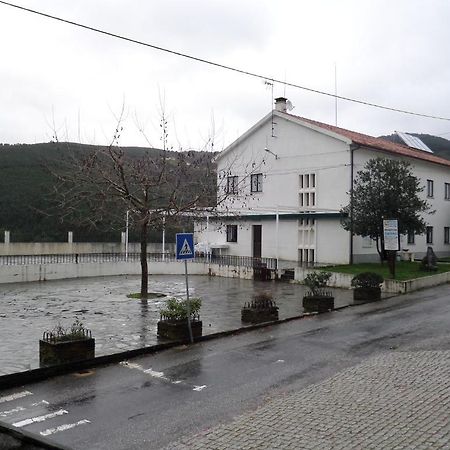 Alojamento Local De Pardieiros Hotel Avô Kültér fotó