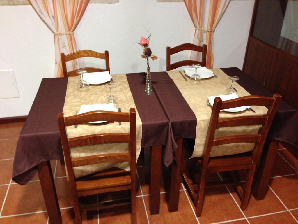Alojamento Local De Pardieiros Hotel Avô Kültér fotó